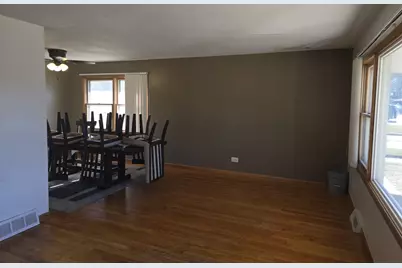 14057 S Hoxie Avenue, Burnham, IL 60633 - Photo 3