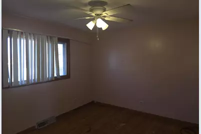 14057 S Hoxie Avenue, Burnham, IL 60633 - Photo 15