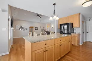 1310 Burry St, Joliet, IL 60435 - Photo 11