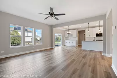 884 Hayden Drive, Yorkville, IL 60560 - Photo 13