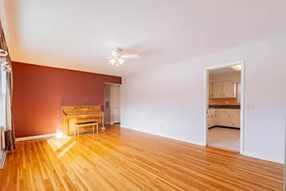 226 Fairway Drive, Bloomington, IL 61701 - Photo 5