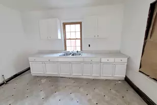 2641 W 69th St, Chicago, IL 60629 - Photo 3