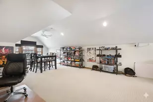 7513 Inverway Dr, Lakewood, IL 60014 - Photo 13