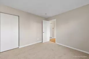 624 Yale Ln, Island Lake, IL 60042 - Photo 9