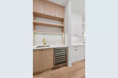 3920 N Bell Avenue, Chicago, IL 60618 - Photo 9