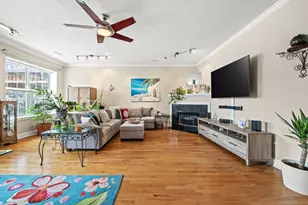 1801 W Addison St, Chicago, IL 60613 - Photo 3