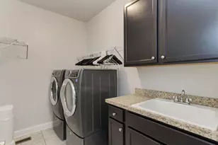 8288 Mulberry Dr, Woodridge, IL 60517 - Photo 21