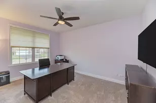 8288 Mulberry Dr, Woodridge, IL 60517 - Photo 19