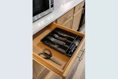 8232 Concord Lane #B, Justice, IL 60458 - Photo 13