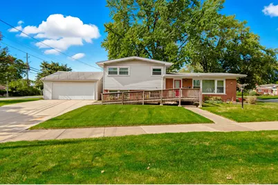 178 W Normandy Drive, Chicago Heights, IL 60411 - Photo 1