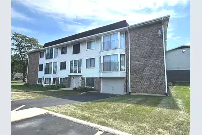 2800 Mitchell Drive #3, Woodridge, IL 60517 - Photo 1