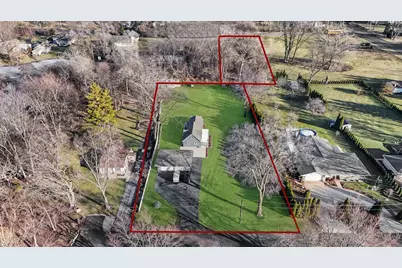 6N221 Virginia Road, Roselle, IL 60172 - Photo 1