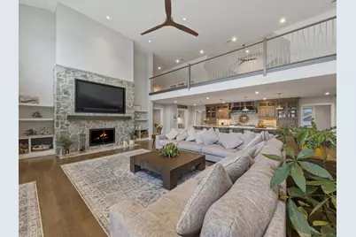 2323 W Fairview Avenue, Johnsburg, IL 60051 - Photo 7