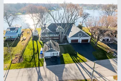 2323 W Fairview Avenue, Johnsburg, IL 60051 - Photo 27