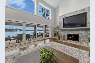 2323 W Fairview Avenue, Johnsburg, IL 60051 - Photo 3