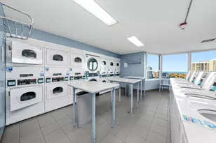 720 W Gordon Terrace, Chicago, IL 60613 - Photo 23