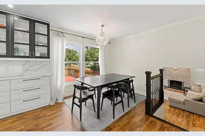 215 Longridge Court, Naperville, IL 60565 - Photo 7