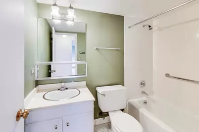 1301 N Western Avenue #325, Lake Forest, IL 60045 - Photo 15