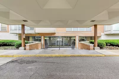 1301 N Western Avenue #325, Lake Forest, IL 60045 - Photo 3