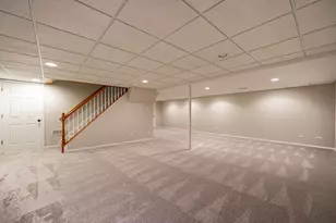 1N020 Prairie Path Ln, Winfield, IL 60190 - Photo 37