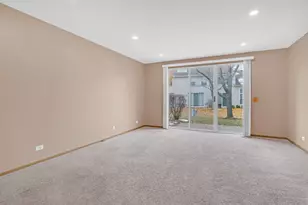 368 Glen Byrn Ct, Schaumburg, IL 60194 - Photo 11