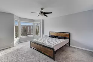 201 Thames Pkwy, Park Ridge, IL 60068 - Photo 15