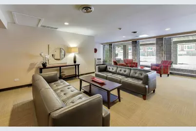 201 Thames Parkway #2K, Park Ridge, IL 60068 - Photo 3