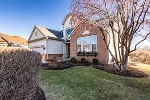 2737 Winton Ct, Dundee, IL 60118 - Photo 3