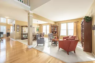 2737 Winton Ct, Dundee, IL 60118 - Photo 11