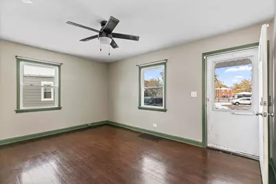 1105 Woodlawn Circle, Waukegan, IL 60085 - Photo 3