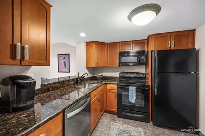 [Address not provided], Oak Park, IL 60302 - Photo 7