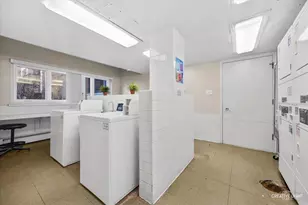 [Address not provided], Oak Park, IL 60302 - Photo 17