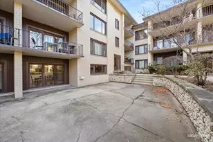 [Address not provided], Oak Park, IL 60302 - Photo 25