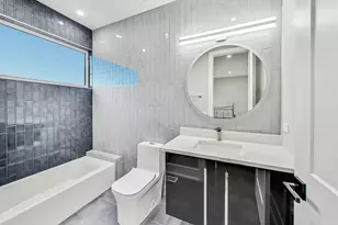 1331 Pfingsten Rd, Northbrook, IL 60062 - Photo 23