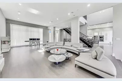 1331 Pfingsten Road, Northbrook, IL 60062 - Photo 9