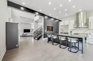 1331 Pfingsten Rd, Northbrook, IL 60062 - Photo 15