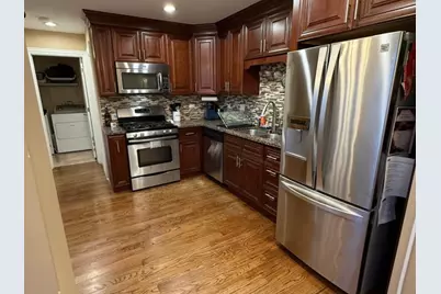 15 Wildwood Road, Elk Grove Village, IL 60007 - Photo 9