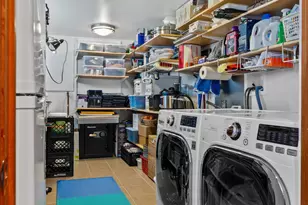 571 Estate Dr, Buffalo Grove, IL 60089 - Photo 21