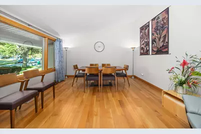 571 Estate Drive, Buffalo Grove, IL 60089 - Photo 5