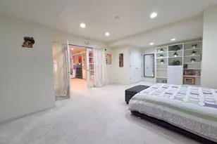 1025 Rosewood Dr, Carpentersville, IL 60110 - Photo 13