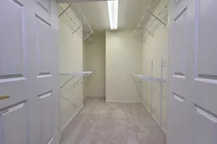 1025 Rosewood Dr, Carpentersville, IL 60110 - Photo 15