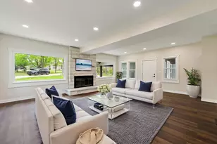 6N362 Riverside Dr, Saint Charles, IL 60174 - Photo 5