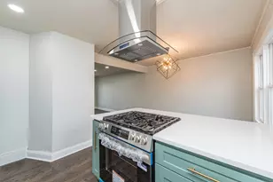 308 W Greenwood Ave, Waukegan, IL 60087 - Photo 13