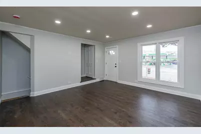 308 W Greenwood Avenue, Waukegan, IL 60087 - Photo 5
