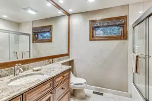 [Address not provided], Lincolnwood, IL 60712 - Photo 19