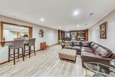 [Address not provided], Lincolnwood, IL 60712 - Photo 13