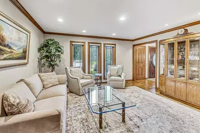 [Address not provided], Lincolnwood, IL 60712 - Photo 3