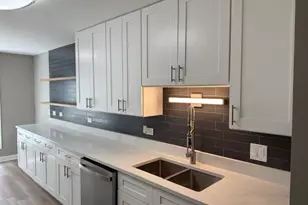 [Address not provided], Glenview, IL 60025 - Photo 5