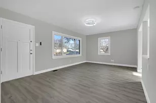 104 Louis Rd, Joliet, IL 60433 - Photo 3