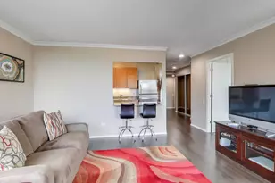 400 N La Salle Dr, Chicago, IL 60610 - Photo 9